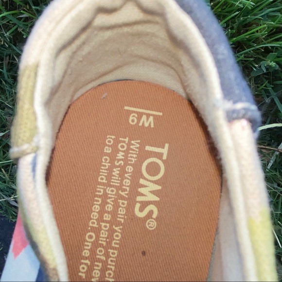 Women’s Toms floral print - Picture 4 of 4